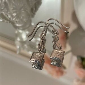 Silpada W1639 Geometric Square Hammered 925 stamped Sterling Silver 1 1/4” drop
